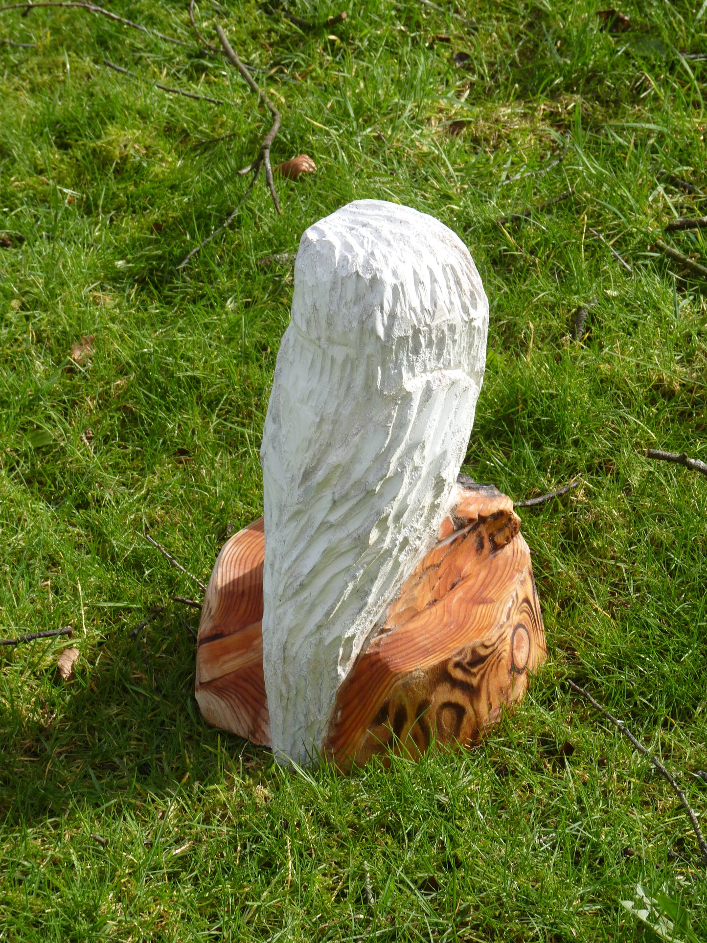 1 Chainsaw carved Snow Owl