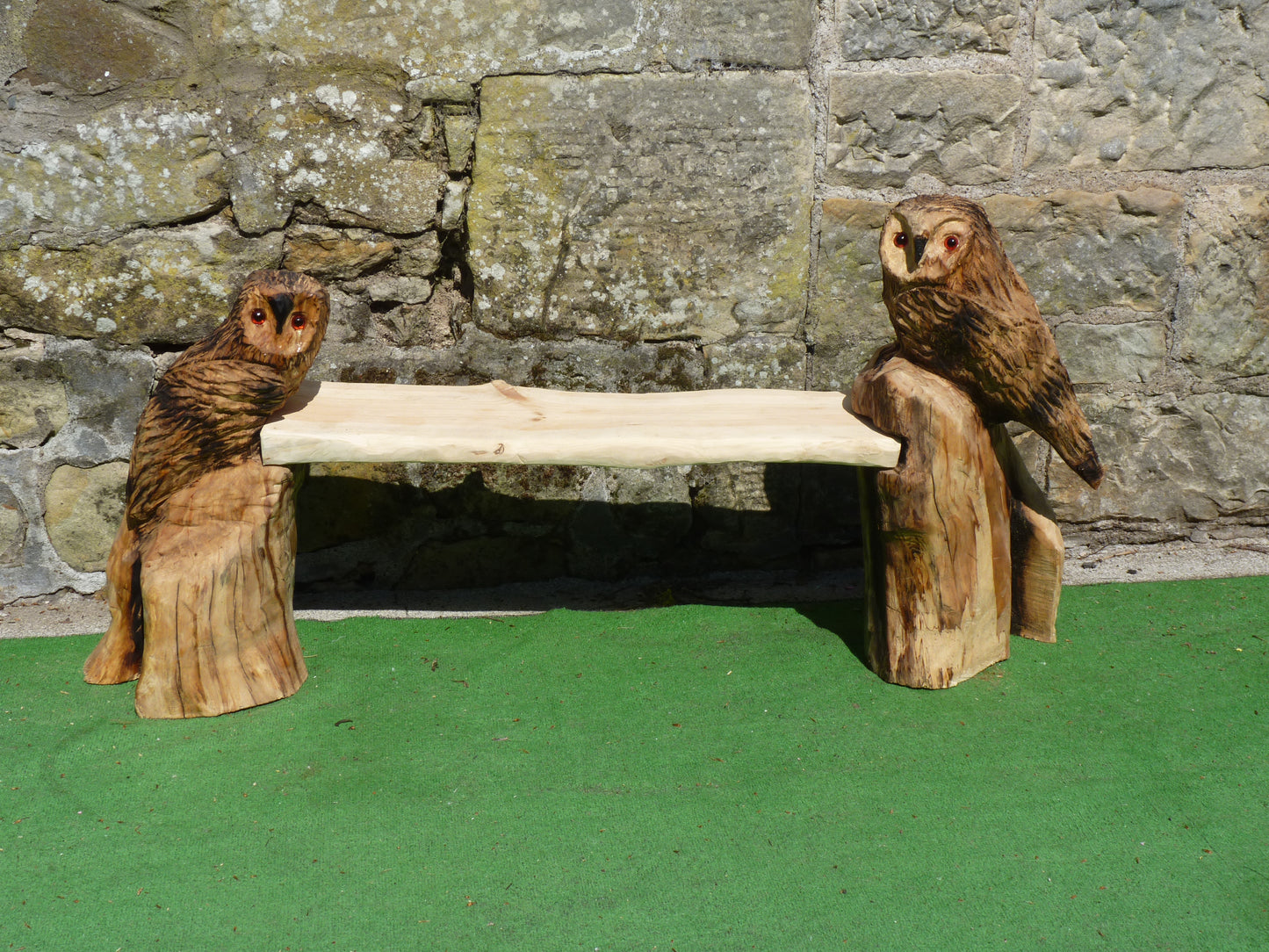 1 Chainsaw Carved Owl Bench