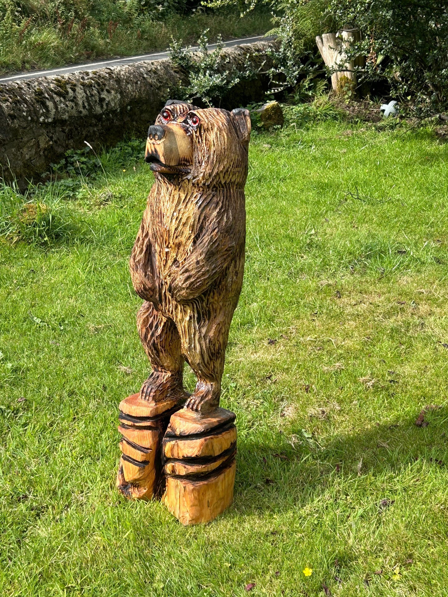 1 Chainsaw Carved Standing Bear